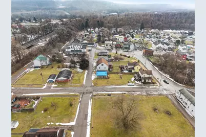 11 Tremont St, New Castle, PA 16102 - Photo 5