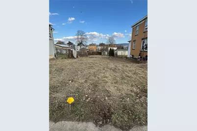 65 Lawn Ave, Uniontown, PA 15401 - Photo 9