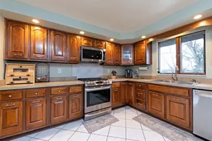 1267 Fall Ln, Irwin, PA 15642 - Photo 11