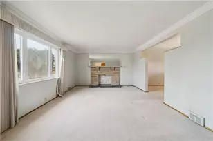 960 Illinois Ave, Pittsburgh, PA 15221 - Photo 3