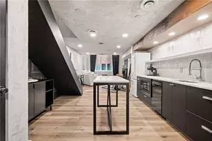 325 S Highland Ave, Pittsburgh, PA 15206 - Photo 5