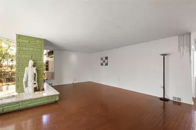 3113 Hillcrest Rd, Bethel Park, PA 15102 - Photo 11