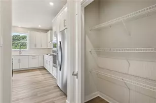 406 Barons Ct, Peters Township, PA 15367 - Photo 15