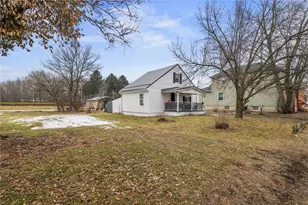 304 S Liberty St, New Castle, PA 16102 - Photo 1