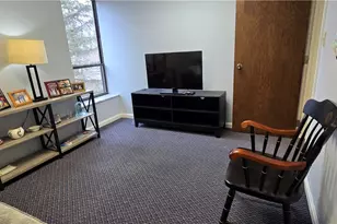 505 McKnight Park Dr, Ross Twp, PA 15237 - Photo 13