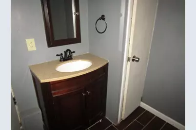 652 Bower Hill Rd, Bridgeville, PA 15017 - Photo 17