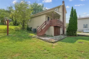114 Hayden Ln, West Newton, PA 15089 - Photo 3