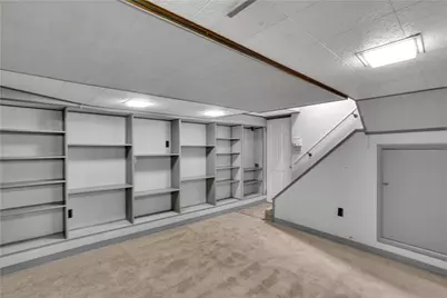 2426 Cronemeyer, Pittsburgh, PA 15212 - Photo 19