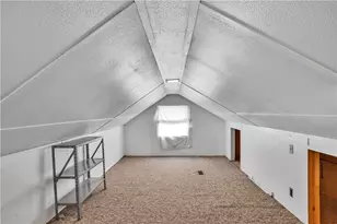 2426 Cronemeyer, Pittsburgh, PA 15212 - Photo 17