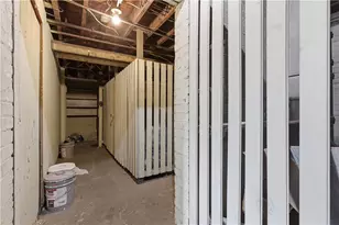 2721-2723 Brownsville Rd, Pittsburgh, PA 15227 - Photo 25