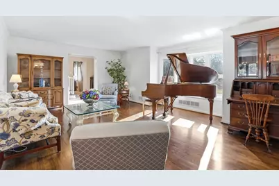 270 Twin Hills Dr, Pittsburgh, PA 15216 - Photo 13