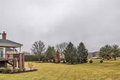 109 Oakview Dr, Cranberry Township, PA 16066 - Photo 5