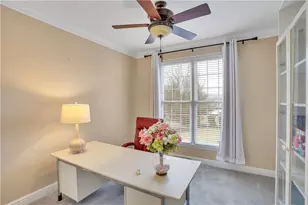 109 Oakview Dr, Cranberry Township, PA 16066 - Photo 11