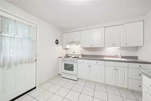 3025 Universal Rd, Pittsburgh, PA 15235 - Photo 11