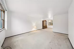 3025 Universal Rd, Pittsburgh, PA 15235 - Photo 5