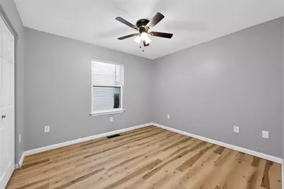 2020 Constitution Blvd, Arnold, PA 15068 - Photo 11