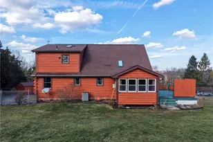 637 Baur Dr, Pine Township, PA 15090 - Photo 3