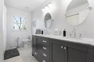 2529 Lindenwood Dr, Pittsburgh, PA 15090 - Photo 33