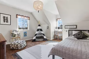 2529 Lindenwood Dr, Pittsburgh, PA 15090 - Photo 29