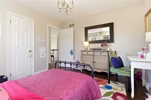 2529 Lindenwood Dr, Pittsburgh, PA 15090 - Photo 35