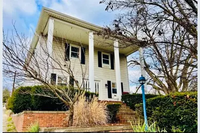 400 Elwyn Ave, Springdale Boro, PA 15144 - Photo 1