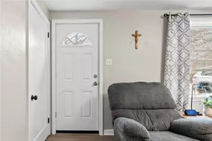 36 Highland Dr, McDonald, PA 15057 - Photo 7