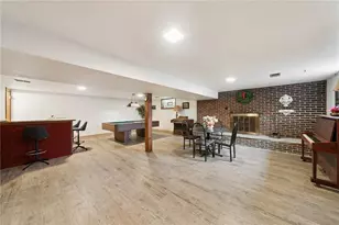 107 Cristie Dr, Pittsburgh, PA 15147 - Photo 11