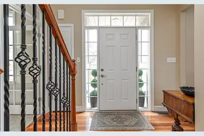 131 Glen Ln, Ross Twp, PA 15237 - Photo 5