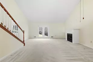 302 Parkview Dr, Pittsburgh, PA 15236 - Photo 7