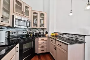 5850 Centre Ave, Pittsburgh, PA 15206 - Photo 13