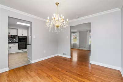 4855 S Emblem Drive, Pittsburgh, PA 15236 - Photo 7