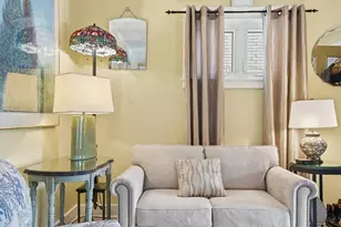 947 Kennebec St, Pittsburgh, PA 15217 - Photo 5