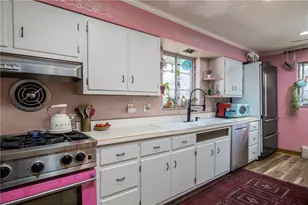 1247 Larimer Ave, Lincoln Larimer, PA 15206 - Photo 11