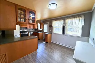 643 N Liberty Rd, Pine Township, PA 16127 - Photo 7