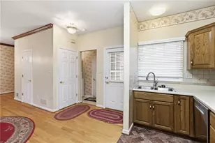 107 Boxwood Ct, Peters Township, PA 15317 - Photo 13