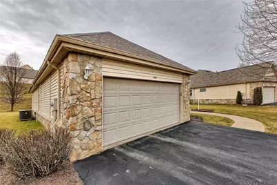 6015 Triple Crown Cir, Hempfield Township, PA 15601 - Photo 29