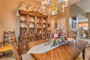 6015 Triple Crown Cir, Hempfield Township, PA 15601 - Photo 13