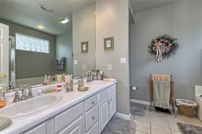 6015 Triple Crown Cir, Hempfield Township, PA 15601 - Photo 17