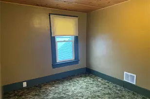 105 Central Ave, Masontown, PA 15461 - Photo 15