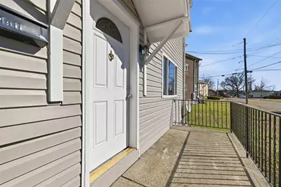 1381 Pocono St, Pittsburgh, PA 15218 - Photo 23