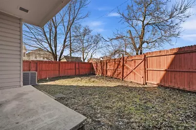 1381 Pocono St, Pittsburgh, PA 15218 - Photo 25