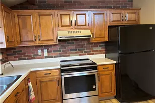 553 Beechwood Dr, Unity Township, PA 15650 - Photo 11