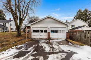 87 United Rd, Mount Pleasant Township, PA 15666 - Photo 3