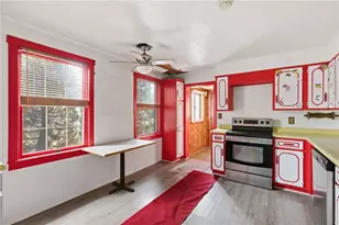 87 United Rd, Mount Pleasant Township, PA 15666 - Photo 9