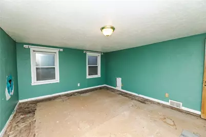 626 Pittsburgh Rd, Daugherty Township, PA 15074 - Photo 21