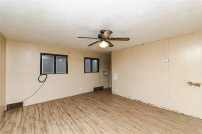 626 Pittsburgh Rd, Daugherty Township, PA 15074 - Photo 5