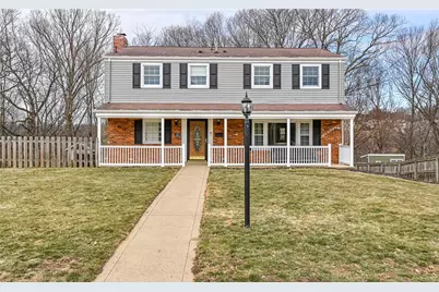 110 Point Vue Dr, Ross Twp, PA 15237 - Photo 1