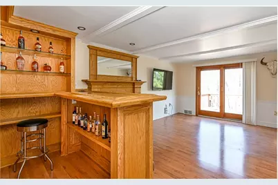 110 Point Vue Dr, Ross Twp, PA 15237 - Photo 5