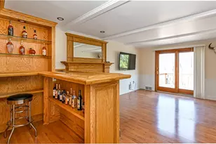 110 Point Vue Dr, Ross Twp, PA 15237 - Photo 5