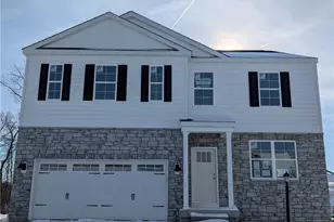 115 Victoria Dr, Findlay Township, PA 15108 - Photo 1